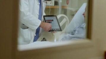 iPads in healthcare. wireless solutions for healthcare, wifi companies,