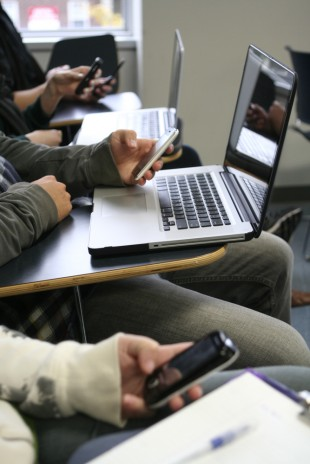 How School Wireless Networks CAN Support Student Owned Mobile Devices