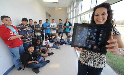 school wireless network infrastructure, bringing technology in the classroom, wifi companies,