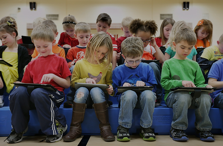 9 Benefits of e-Books That Make Them Valuable Classroom Technology
